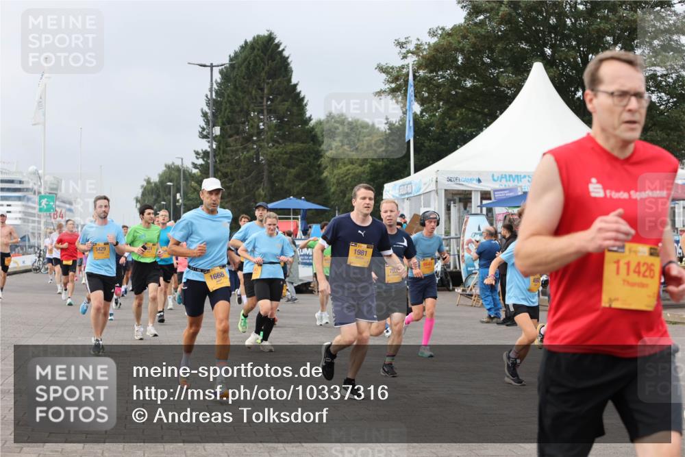 13.09.2026 - Kiel Lauf Andreas Tolksdorf http://msf.ph/oto/10337316 13.09.2026 09:54:23 Kiellinie 4, 5429, 1981, 1668, 9541, 793, 11426 meine-sportfotos.de