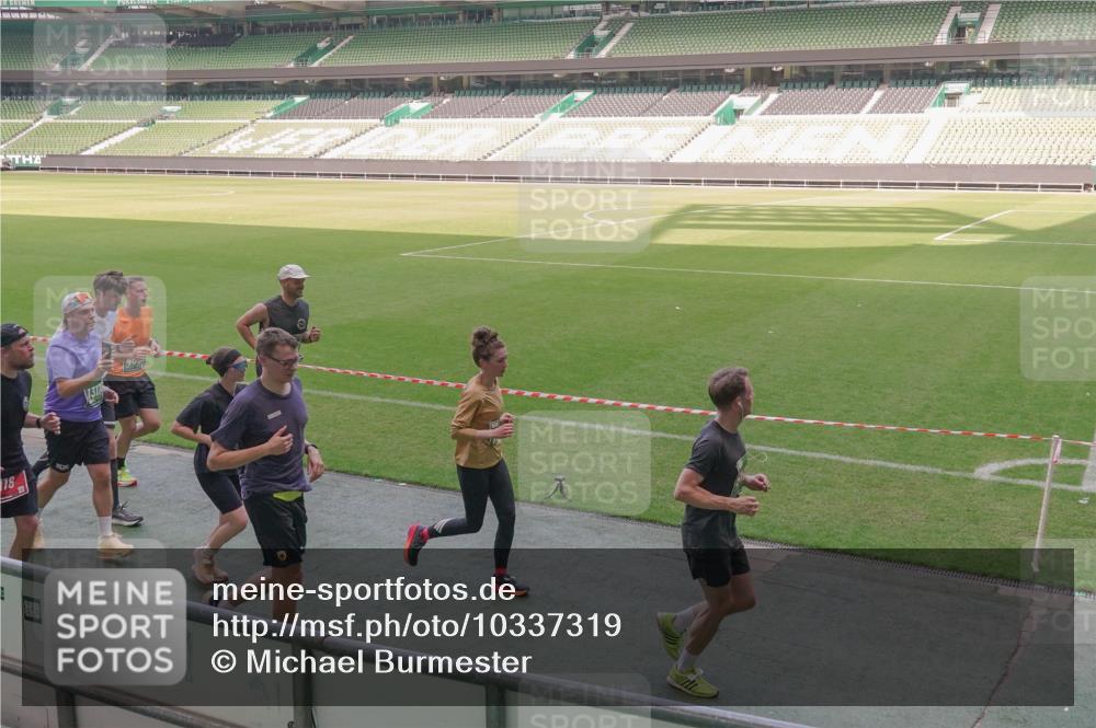 13.09.2026 - 21. swb-Marathon Bremen Michael Burmester http://msf.ph/oto/10337319 13.09.2026 13:13:59 Laufen im Stadion 183, 270, 278, 349, 460, 576, 600, 631, 695, 702, 768, 933, 950, 956, 1005, 1008, 1143, 1286, 1392, 1408, 1426, 1573, 1596, 1641, 1818, 1819, 1991, 2005, 2024, 2035, 2079, 2233, 2264, 2314, 2387, 2412, 2439, 2457, 2461, 2478, 2494, 2505, 2521, 2540, 2564, 2612, 2665, 2684, 2693, 2765, 2773, 2792, 2816, 2829, 2838, 2860, 2884, 2887, 2895, 2921, 2963, 2972, 2975, 2978, 3016, 3111, 3209, 3253, 3277, 3293, 3304, 3313, 3378, 3405, 3428, 3434, 3653, 3661, 4080 meine-sportfotos.de