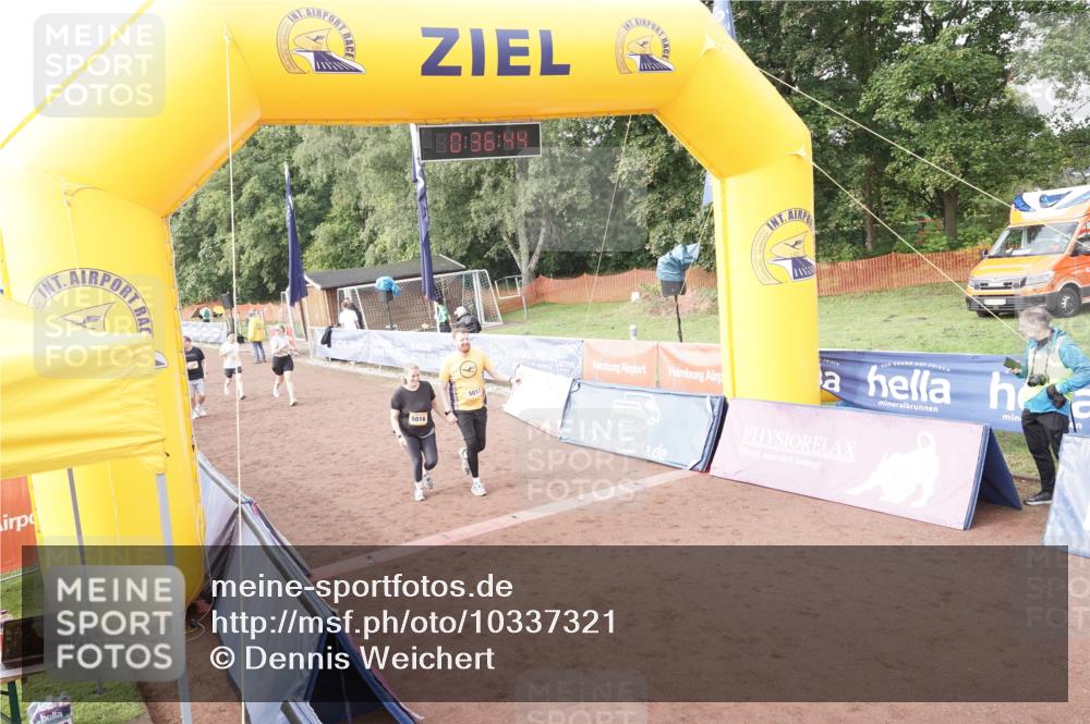 13.09.2026 - Airport Race Dennis Weichert http://msf.ph/oto/10337321 13.09.2026 10:37:17 Ziel 5016, 5017, 5105, 5107, 5255, 5258, 5363 meine-sportfotos.de
