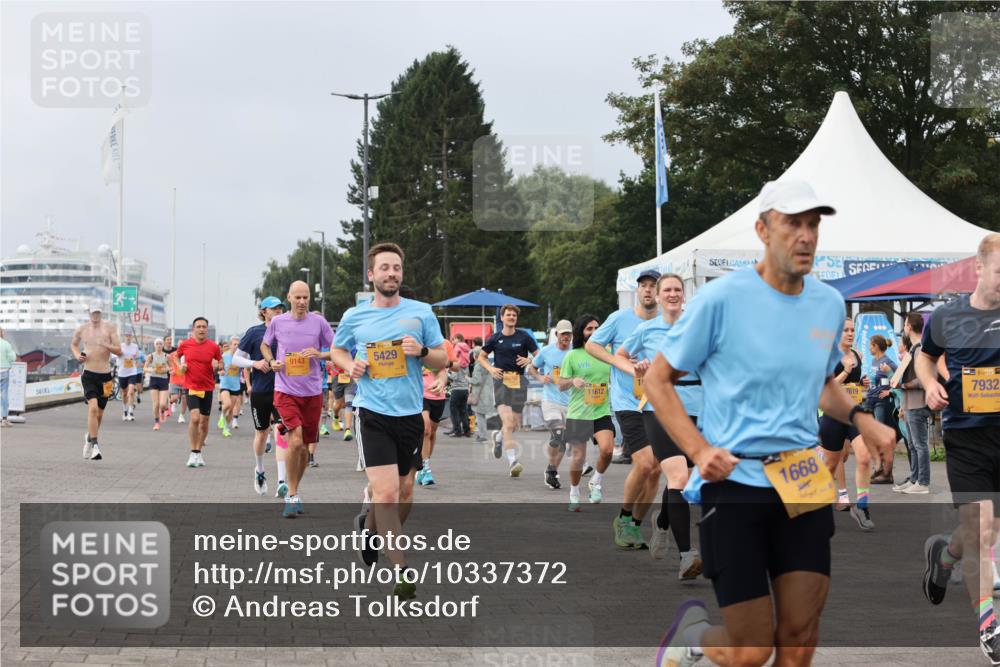 13.09.2026 - Kiel Lauf Andreas Tolksdorf http://msf.ph/oto/10337372 13.09.2026 09:54:25 Kiellinie 9143, 39, 5429, 11612, 1668, 7619, 39, 7932 meine-sportfotos.de
