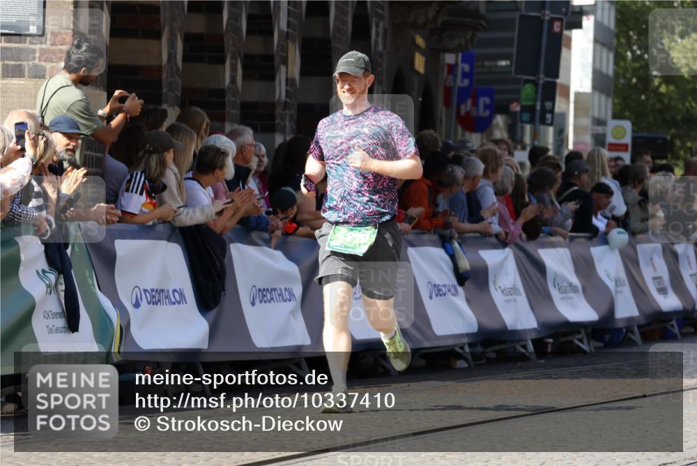 13.09.2026 - 21. swb-Marathon Bremen Strokosch-Dieckow http://msf.ph/oto/10337410 13.09.2026 13:19:06 Ziel 307, 2324, 2948, 3631, 4120, 4413, 4642, 4916, 5277, 5867, 6787, 7104, 7163, 7602, 8540, 8743, 9327, 9833, 189, 666, 1599, 2390, 2423, 2535, 3182, 3508, 4819, 5172, 6008, 6137, 6633, 7754, 9552, 9638, 9805 meine-sportfotos.de