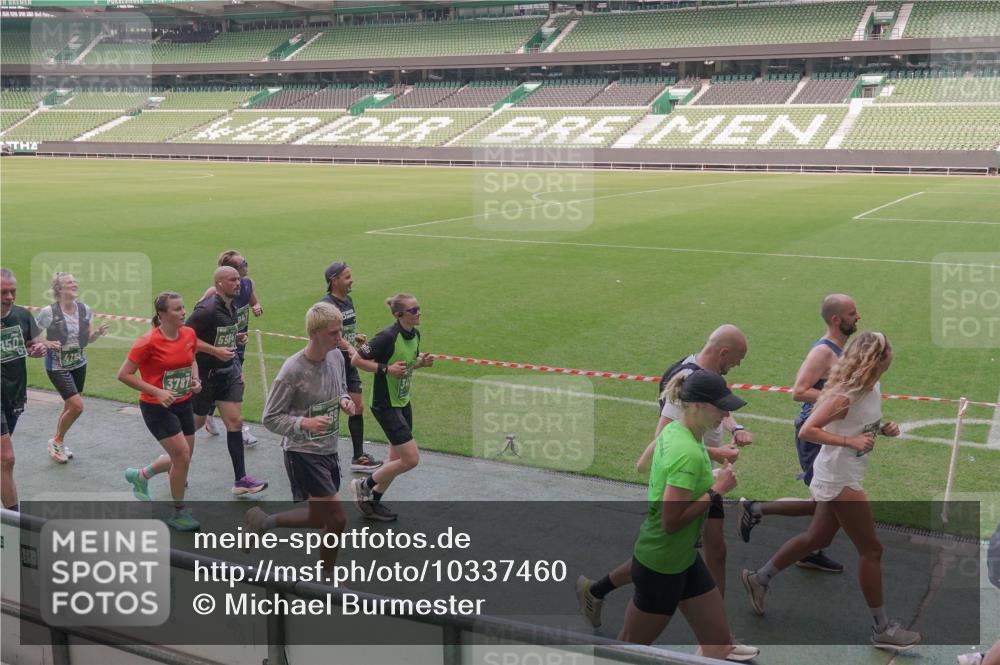 13.09.2026 - 21. swb-Marathon Bremen Michael Burmester http://msf.ph/oto/10337460 13.09.2026 13:14:12 Laufen im Stadion 183, 270, 278, 300, 349, 414, 460, 576, 600, 631, 695, 702, 768, 933, 950, 956, 1005, 1008, 1143, 1392, 1408, 1426, 1573, 1596, 1641, 1818, 1819, 1991, 2024, 2035, 2079, 2233, 2264, 2314, 2387, 2412, 2439, 2457, 2461, 2478, 2494, 2521, 2540, 2564, 2612, 2665, 2684, 2690, 2691, 2693, 2737, 2773, 2792, 2816, 2829, 2838, 2860, 2861, 2865, 2884, 2887, 2921, 2972, 2978, 3016, 3111, 3209, 3253, 3277, 3293, 3304, 3313, 3355, 3378, 3405, 3428, 3653, 3661, 3680, 4034, 4080, 4511 meine-sportfotos.de