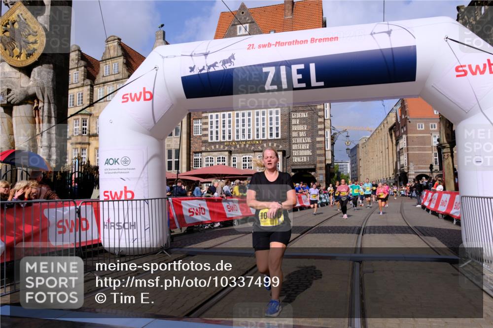 13.09.2026 - 21. swb-Marathon Bremen Tim E. http://msf.ph/oto/10337499 13.09.2026 11:08:12 Ziel 10139, 10660, 10661, 10674, 10830, 10871, 10937, 11037, 11044, 11378, 11404, 11515, 11833, 11958, 12024, 12031, 12066, 12097, 12307, 12511, 12512 meine-sportfotos.de