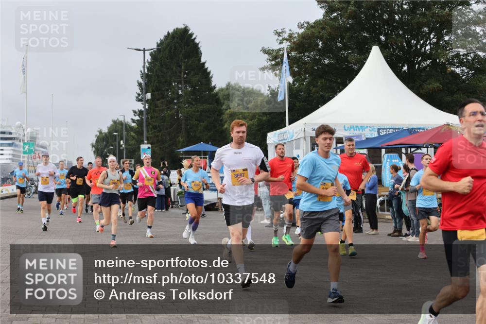 13.09.2026 - Kiel Lauf Andreas Tolksdorf http://msf.ph/oto/10337548 13.09.2026 09:54:30 Kiellinie 6964, 4022, 31, 8687, 12 meine-sportfotos.de