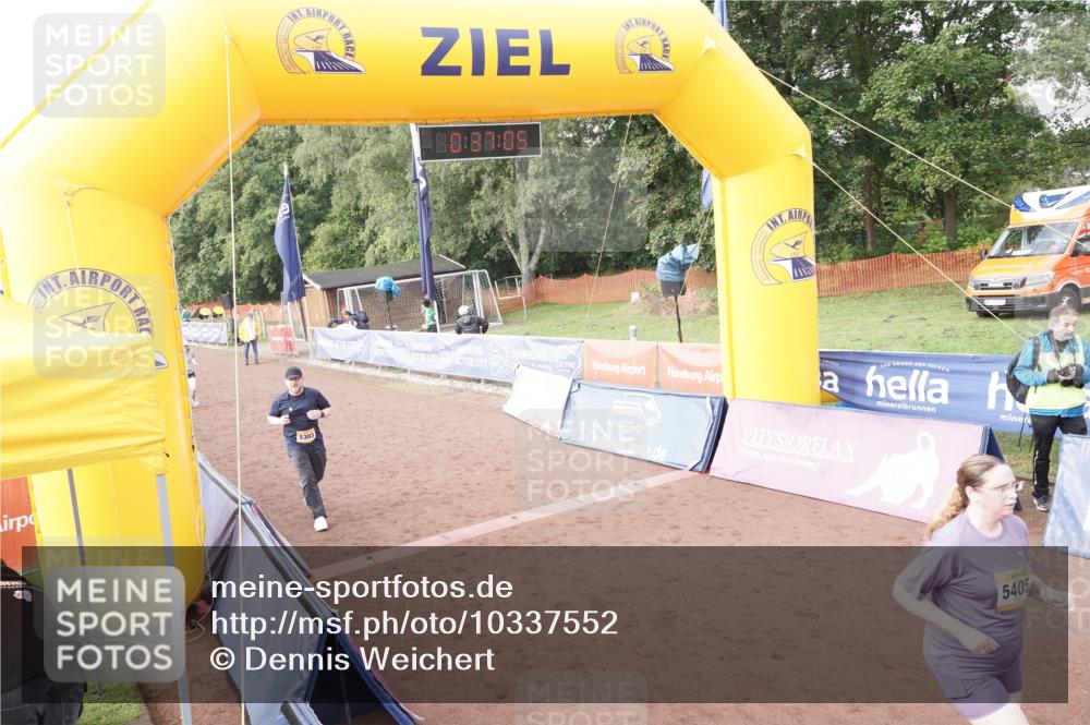 13.09.2026 - Airport Race Dennis Weichert http://msf.ph/oto/10337552 13.09.2026 10:37:39 Ziel 5176, 5214, 5303, 5397, 5405 meine-sportfotos.de