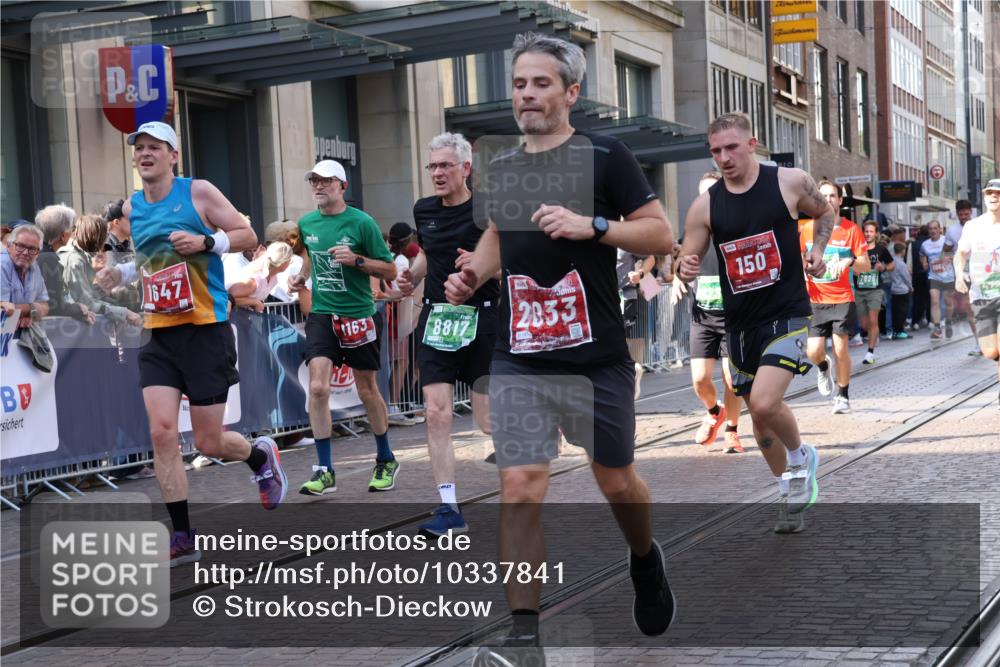 13.09.2026 - 21. swb-Marathon Bremen Strokosch-Dieckow http://msf.ph/oto/10337841 13.09.2026 13:25:59 Ziel 1649, 1896, 2434, 2658, 2666, 3603, 3983, 4723, 4724, 5747, 5854, 5906, 5934, 5992, 6230, 6639, 6886, 7626, 8635, 8817, 13195, 150, 191, 1163, 1458, 1647, 1752, 2033, 2062, 2421, 2708, 2781, 2987, 3124, 3248, 3516, 3722, 4067, 4161, 4411, 4439, 4476, 4842, 4927, 5013, 5139, 5558, 5622, 5701, 6135, 6605, 7638, 7780, 8271, 8361, 8592, 9266, 9440, 9794 meine-sportfotos.de