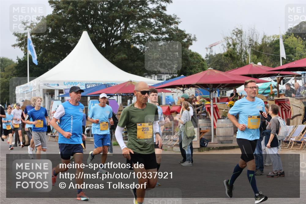 13.09.2026 - Kiel Lauf Andreas Tolksdorf http://msf.ph/oto/10337921 13.09.2026 09:54:47 Kiellinie 142, 1479, 228, 38, 6337 meine-sportfotos.de