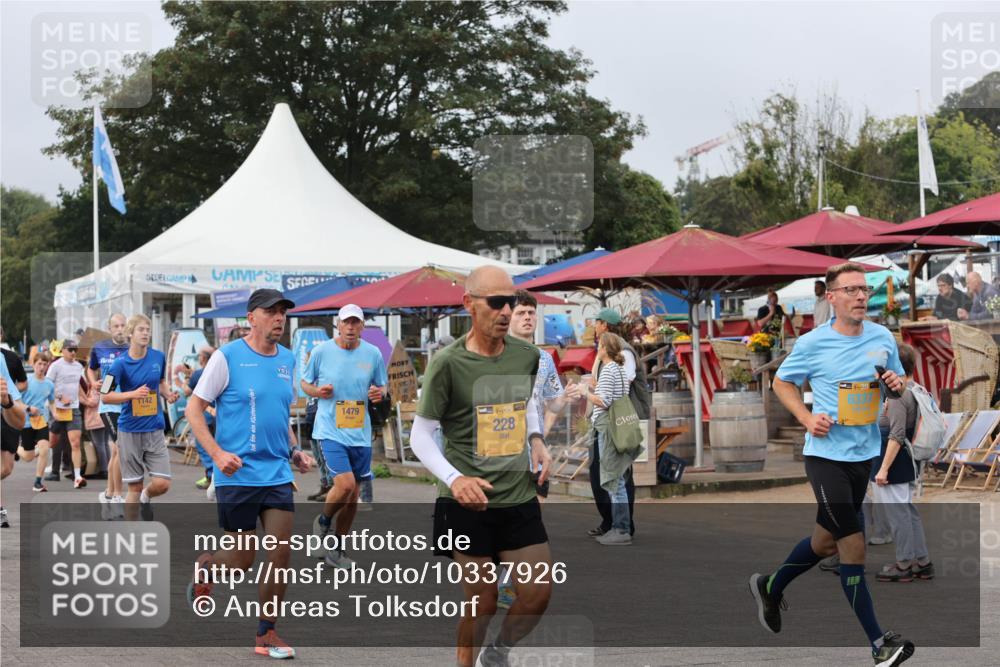 13.09.2026 - Kiel Lauf Andreas Tolksdorf http://msf.ph/oto/10337926 13.09.2026 09:54:47 Kiellinie 42, 1479, 228, 38, 6337 meine-sportfotos.de