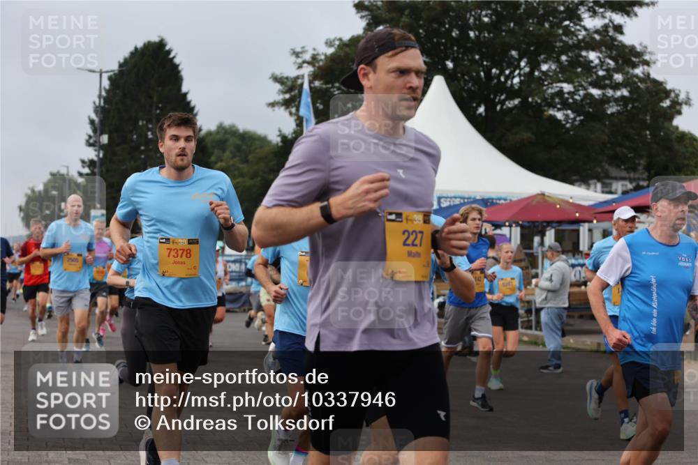 13.09.2026 - Kiel Lauf Andreas Tolksdorf http://msf.ph/oto/10337946 13.09.2026 09:54:48 Kiellinie 2505, 7378, 39, 227, 142 meine-sportfotos.de