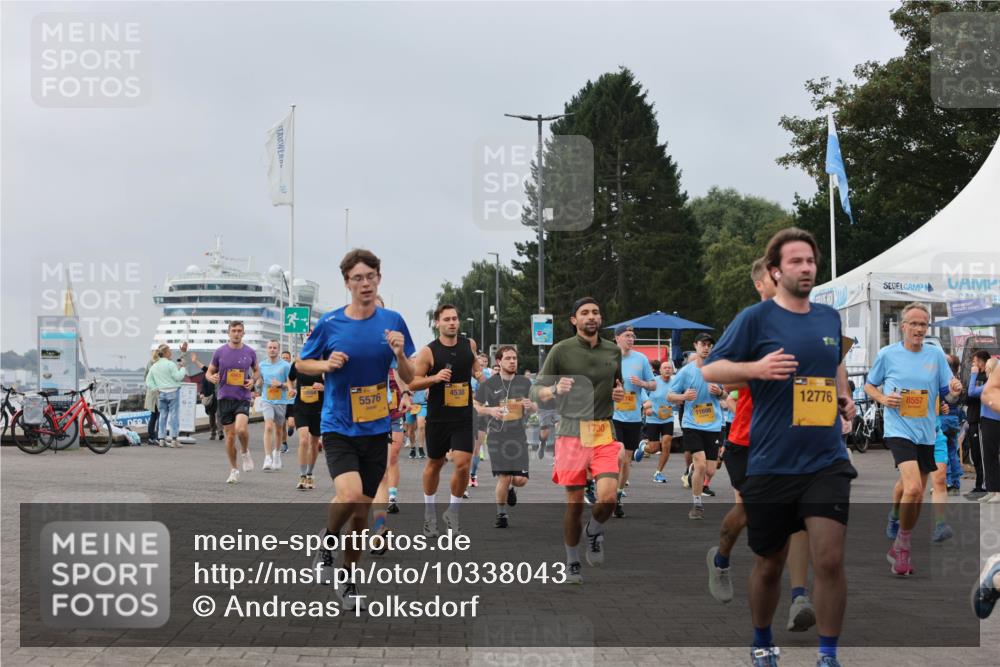 13.09.2026 - Kiel Lauf Andreas Tolksdorf http://msf.ph/oto/10338043 13.09.2026 09:54:51 Kiellinie 10984, 5576, 4538, 1730, 12776, 740, 11698, 8557 meine-sportfotos.de