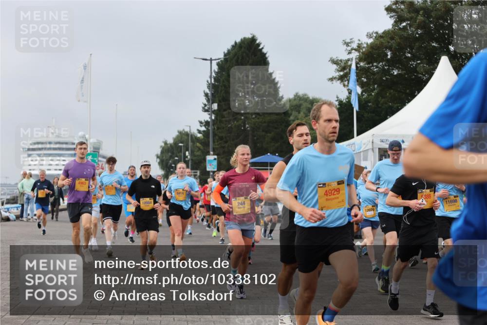 13.09.2026 - Kiel Lauf Andreas Tolksdorf http://msf.ph/oto/10338102 13.09.2026 09:54:54 Kiellinie 4963, 34, 5151, 10984, 8414, 42, 195, 244, 38, 4929, 12079, 386, 11698 meine-sportfotos.de