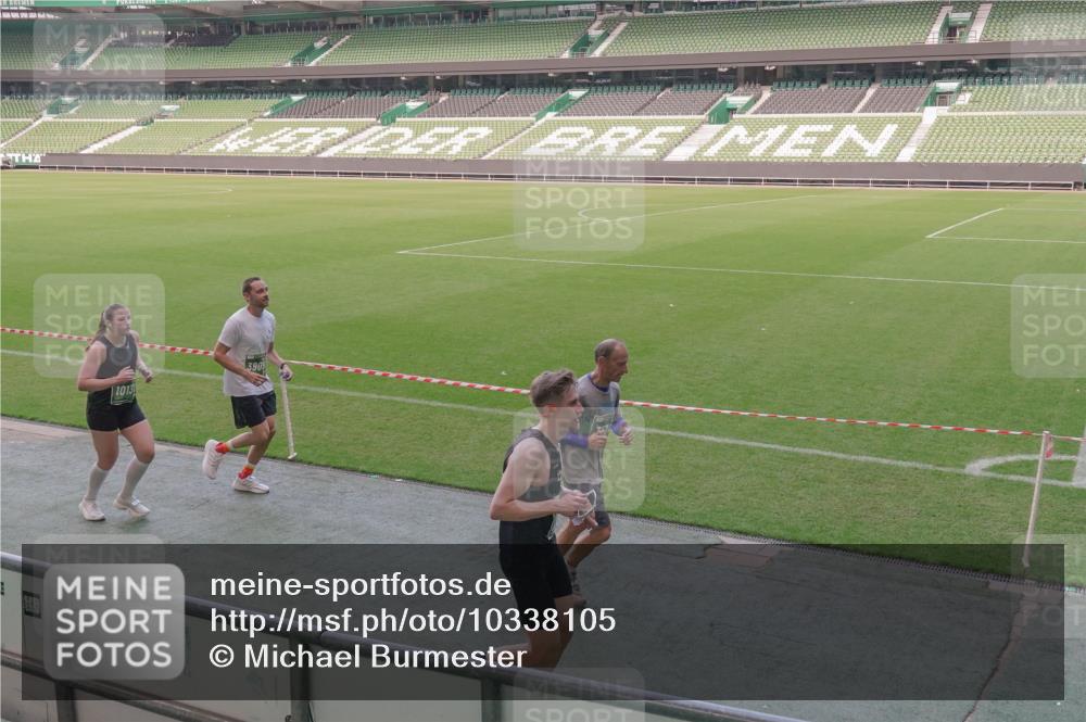 13.09.2026 - 21. swb-Marathon Bremen Michael Burmester http://msf.ph/oto/10338105 13.09.2026 13:15:37 Laufen im Stadion 143, 231, 263, 266, 300, 414, 598, 612, 653, 768, 956, 1008, 1047, 1185, 1312, 1818, 1819, 1874, 2013, 2218, 2235, 2314, 2351, 2359, 2385, 2386, 2466, 2468, 2484, 2494, 2579, 2664, 2667, 2678, 2690, 2691, 2698, 2737, 2760, 2783, 2799, 2829, 2838, 2846, 2859, 2861, 2865, 2874, 2887, 2958, 2978, 3001, 3075, 3133, 3157, 3165, 3185, 3237, 3265, 3331, 3355, 3382, 3387, 3428, 3486, 3512, 3670, 3680, 3829, 3847, 4034, 4080, 4511 meine-sportfotos.de