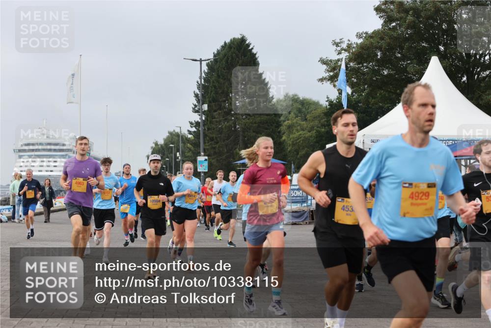 13.09.2026 - Kiel Lauf Andreas Tolksdorf http://msf.ph/oto/10338115 13.09.2026 09:54:54 Kiellinie 4963, 5151, 10984, 8414, 42, 195, 248, 453, 4929, 740, 53 meine-sportfotos.de
