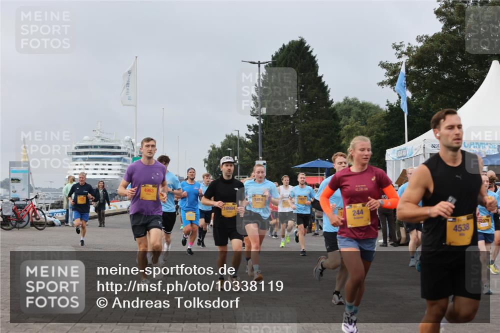 13.09.2026 - Kiel Lauf Andreas Tolksdorf http://msf.ph/oto/10338119 13.09.2026 09:54:54 Kiellinie 4963, 10017, 8414, 10984, 42, 195, 244, 4538, 079 meine-sportfotos.de