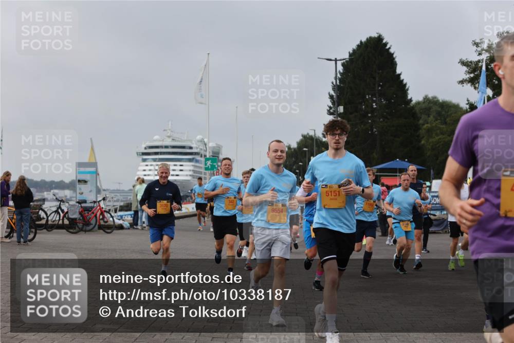 13.09.2026 - Kiel Lauf Andreas Tolksdorf http://msf.ph/oto/10338187 13.09.2026 09:54:57 Kiellinie 3170, 342, 9554, 38, 5151, 11002, 514 meine-sportfotos.de