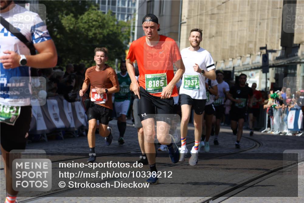 13.09.2026 - 21. swb-Marathon Bremen Strokosch-Dieckow http://msf.ph/oto/10338212 13.09.2026 13:19:35 Ziel 189, 666, 1599, 2007, 2390, 2423, 2535, 3182, 3508, 4319, 4819, 4857, 5172, 5371, 6008, 6137, 6633, 7686, 7754, 9552, 9638, 9805, 161, 461, 1010, 1281, 1468, 1535, 1642, 2870, 2906, 3319, 3966, 4101, 4479, 4480, 7037, 7655, 8185, 9082, 9359, 9984 meine-sportfotos.de