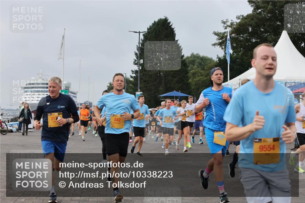 13.09.2026 - Kiel Lauf Andreas Tolksdorf http://msf.ph/oto/10338223 13.09.2026 09:54:58 Kiellinie 317, 342, 2316, 9554 meine-sportfotos.de