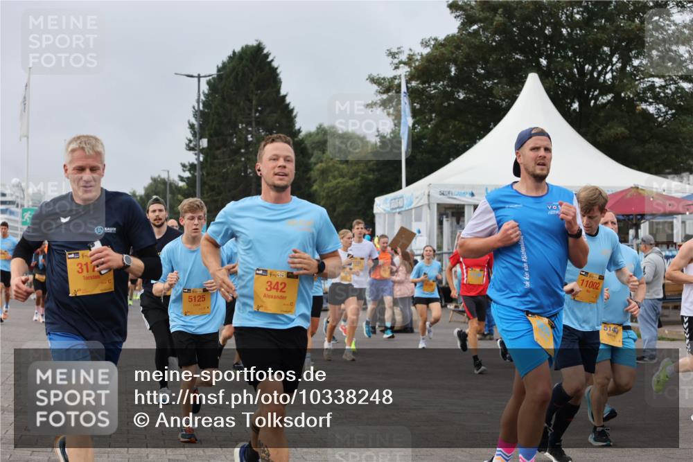 13.09.2026 - Kiel Lauf Andreas Tolksdorf http://msf.ph/oto/10338248 13.09.2026 09:54:59 Kiellinie 317, 3, 5125, 38, 342, 39, 11002, 5140 meine-sportfotos.de