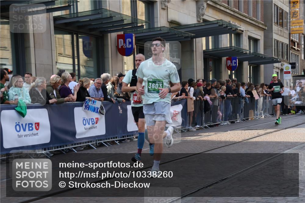 13.09.2026 - 21. swb-Marathon Bremen Strokosch-Dieckow http://msf.ph/oto/10338260 13.09.2026 13:26:12 Ziel 1368, 1649, 2434, 2658, 2779, 3526, 3603, 3983, 4077, 5747, 5934, 5992, 6230, 6289, 6375, 6548, 6639, 7626, 8817, 9260, 13195, 1163, 1647, 1896, 2062, 2666, 2708, 2987, 3248, 3516, 4067, 4476, 4723, 4724, 5558, 5701, 5854, 5906, 5934, 6135, 6605, 6886, 7638, 7780, 8271, 8361, 8592, 8635, 9266, 9794 meine-sportfotos.de