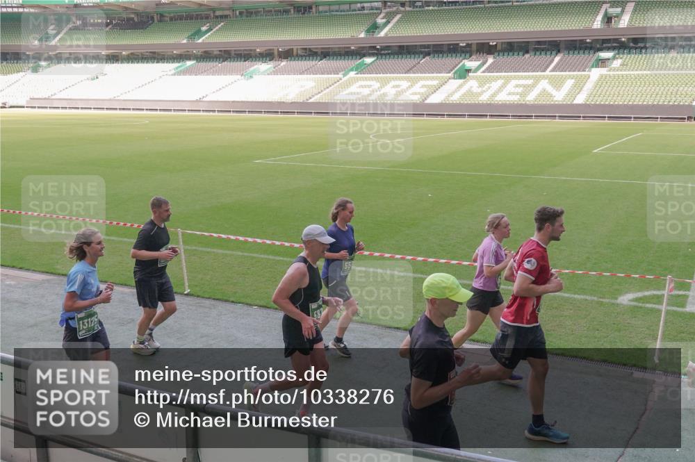 13.09.2026 - 21. swb-Marathon Bremen Michael Burmester http://msf.ph/oto/10338276 13.09.2026 13:15:55 Laufen im Stadion 134, 143, 153, 231, 263, 266, 300, 414, 598, 612, 653, 990, 1008, 1047, 1185, 1312, 1465, 1539, 1874, 2013, 2218, 2235, 2259, 2314, 2351, 2359, 2363, 2385, 2386, 2466, 2468, 2484, 2494, 2562, 2579, 2664, 2667, 2678, 2690, 2691, 2698, 2737, 2760, 2778, 2783, 2799, 2838, 2846, 2859, 2861, 2865, 2874, 2958, 2974, 2978, 2996, 3001, 3075, 3133, 3157, 3165, 3185, 3237, 3265, 3331, 3355, 3382, 3387, 3486, 3501, 3512, 3670, 3680, 3829, 3847, 4034, 4080, 4511 meine-sportfotos.de