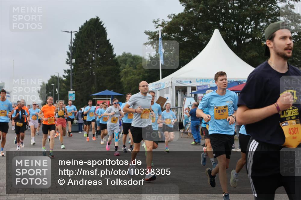 13.09.2026 - Kiel Lauf Andreas Tolksdorf http://msf.ph/oto/10338305 13.09.2026 09:55:01 Kiellinie 6045, 2094, 39, 10705, 198, 4301 meine-sportfotos.de