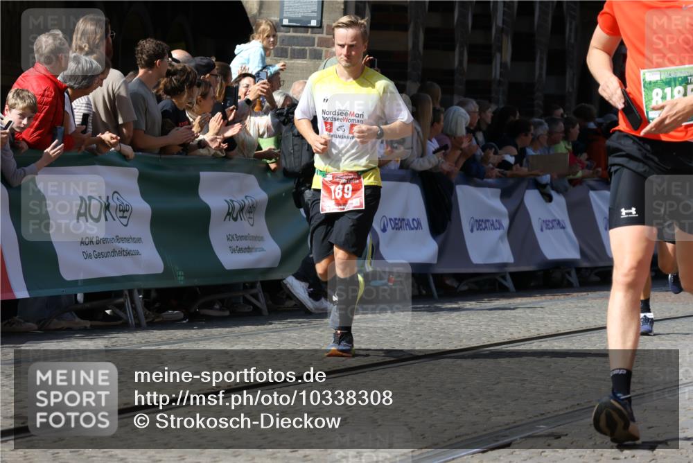 13.09.2026 - 21. swb-Marathon Bremen Strokosch-Dieckow http://msf.ph/oto/10338308 13.09.2026 13:19:37 Ziel 189, 666, 1599, 2390, 2423, 2535, 3182, 3508, 4319, 4819, 5172, 5371, 6008, 6137, 6633, 7754, 9552, 9638, 9805, 161, 411, 461, 1010, 1281, 1468, 1642, 2870, 2906, 3319, 3966, 4101, 4479, 4480, 7037, 7655, 8185, 8263, 9082, 9359, 9984 meine-sportfotos.de