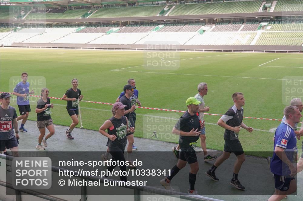 13.09.2026 - 21. swb-Marathon Bremen Michael Burmester http://msf.ph/oto/10338341 13.09.2026 13:16:00 Laufen im Stadion 134, 143, 153, 231, 263, 266, 271, 300, 414, 598, 612, 653, 990, 1047, 1185, 1312, 1465, 1539, 1825, 1874, 2013, 2218, 2235, 2259, 2351, 2359, 2363, 2381, 2385, 2386, 2466, 2468, 2484, 2494, 2562, 2579, 2664, 2667, 2678, 2690, 2691, 2698, 2737, 2760, 2778, 2783, 2799, 2846, 2859, 2861, 2865, 2874, 2958, 2974, 2996, 3001, 3075, 3133, 3157, 3165, 3185, 3237, 3265, 3331, 3355, 3366, 3382, 3387, 3486, 3501, 3512, 3670, 3680, 3829, 3847, 4034, 4080, 4511 meine-sportfotos.de