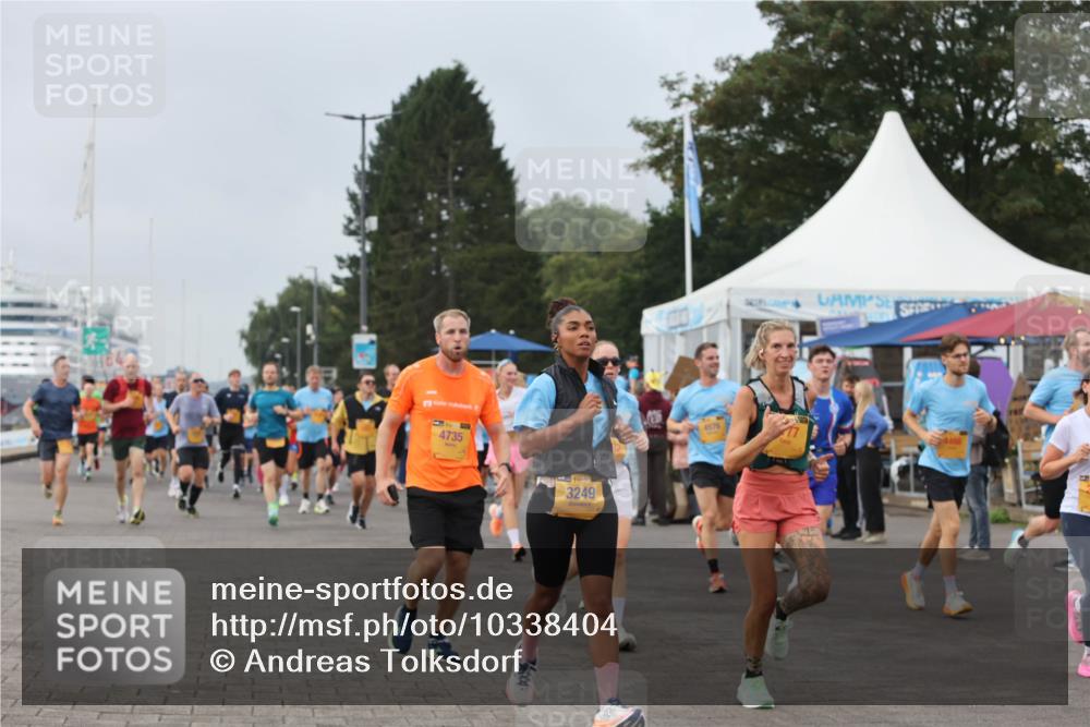13.09.2026 - Kiel Lauf Andreas Tolksdorf http://msf.ph/oto/10338404 13.09.2026 09:55:05 Kiellinie 4735, 3249, 4576 meine-sportfotos.de