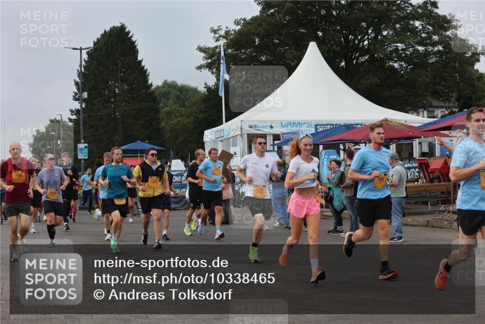 13.09.2026 - Kiel Lauf Andreas Tolksdorf http://msf.ph/oto/10338465 13.09.2026 09:55:08 Kiellinie 2390, 3322, 400, 595 meine-sportfotos.de
