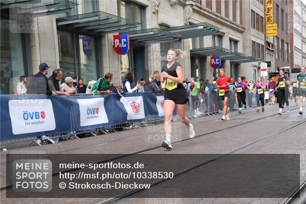 13.09.2026 - 21. swb-Marathon Bremen Strokosch-Dieckow http://msf.ph/oto/10338530 13.09.2026 11:05:57 Ziel 10204, 10375, 10376, 10662, 10681, 10682, 10852, 10853, 11028, 11029, 11156, 11340, 11374, 11432, 11460, 11674, 11690, 11729, 11775, 11786, 11849, 12217, 12479, 12486, 10018, 10168, 10238, 10259, 10260, 10305, 10382, 10457, 10619, 10864, 11024, 11132, 11164, 11477, 11520, 11791, 11947, 12156, 12186, 12378, 12501, 12523, 12528, 12773 meine-sportfotos.de