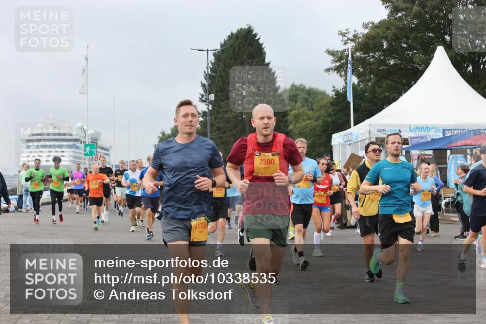 13.09.2026 - Kiel Lauf Andreas Tolksdorf http://msf.ph/oto/10338535 13.09.2026 09:55:10 Kiellinie 24, 1758, 4052, 2390, 1874, 6340 meine-sportfotos.de