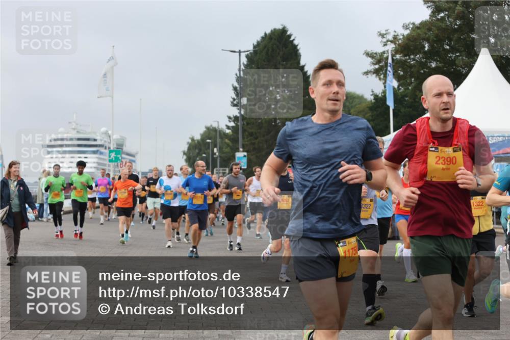 13.09.2026 - Kiel Lauf Andreas Tolksdorf http://msf.ph/oto/10338547 13.09.2026 09:55:10 Kiellinie 5574, 4052, 1175, 39, 8322, 38, 2390, 39, 1322 meine-sportfotos.de