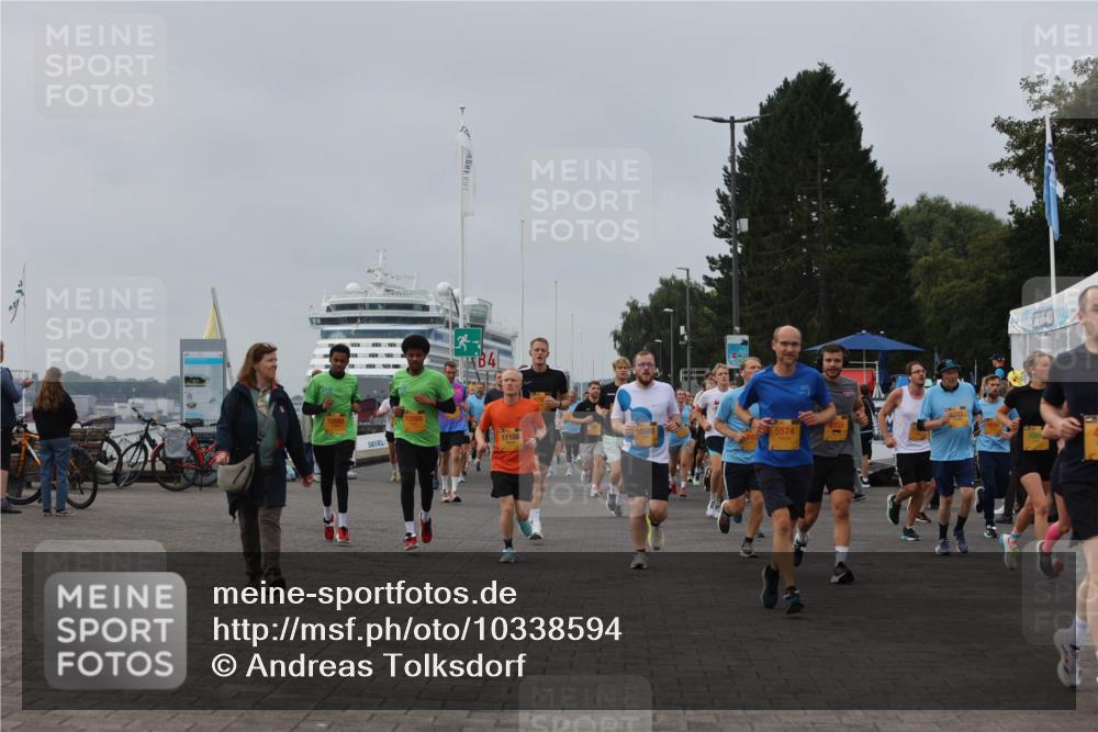 13.09.2026 - Kiel Lauf Andreas Tolksdorf http://msf.ph/oto/10338594 13.09.2026 09:55:12 Kiellinie 12569, 13, 4, 11108, 10580, 8155, 5574 meine-sportfotos.de