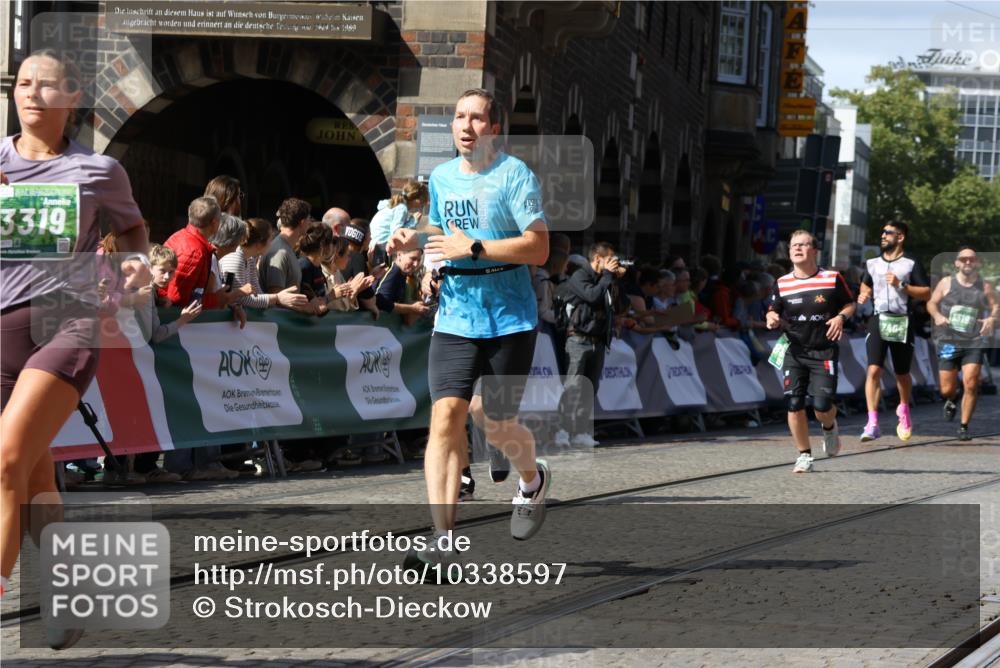 13.09.2026 - 21. swb-Marathon Bremen Strokosch-Dieckow http://msf.ph/oto/10338597 13.09.2026 13:19:50 Ziel 926, 1232, 1535, 3182, 4319, 4455, 4977, 4978, 5371, 7037, 7140, 7268, 7945, 8153, 8185, 9638, 13163, 205, 411, 431, 495, 511, 1053, 1252, 1390, 1551, 1972, 2343, 2807, 3240, 3411, 4287, 5340, 5389, 5813, 5837, 6663, 7404, 7488, 7531, 8263, 13192 meine-sportfotos.de