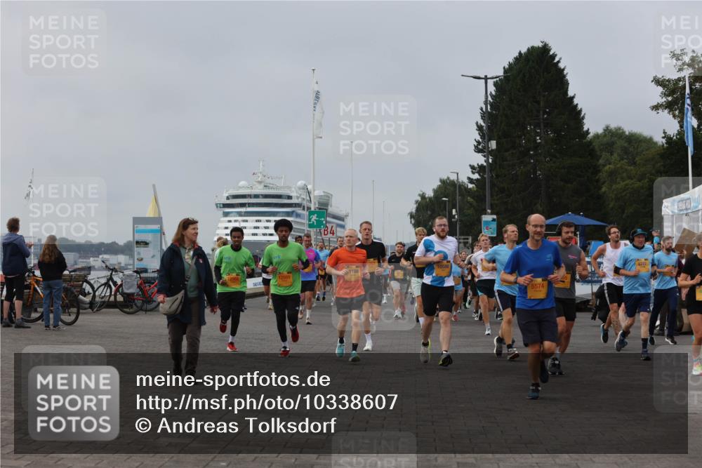 13.09.2026 - Kiel Lauf Andreas Tolksdorf http://msf.ph/oto/10338607 13.09.2026 09:55:12 Kiellinie 13, 4, 1108, 12569, 10580, 5574, 6742 meine-sportfotos.de