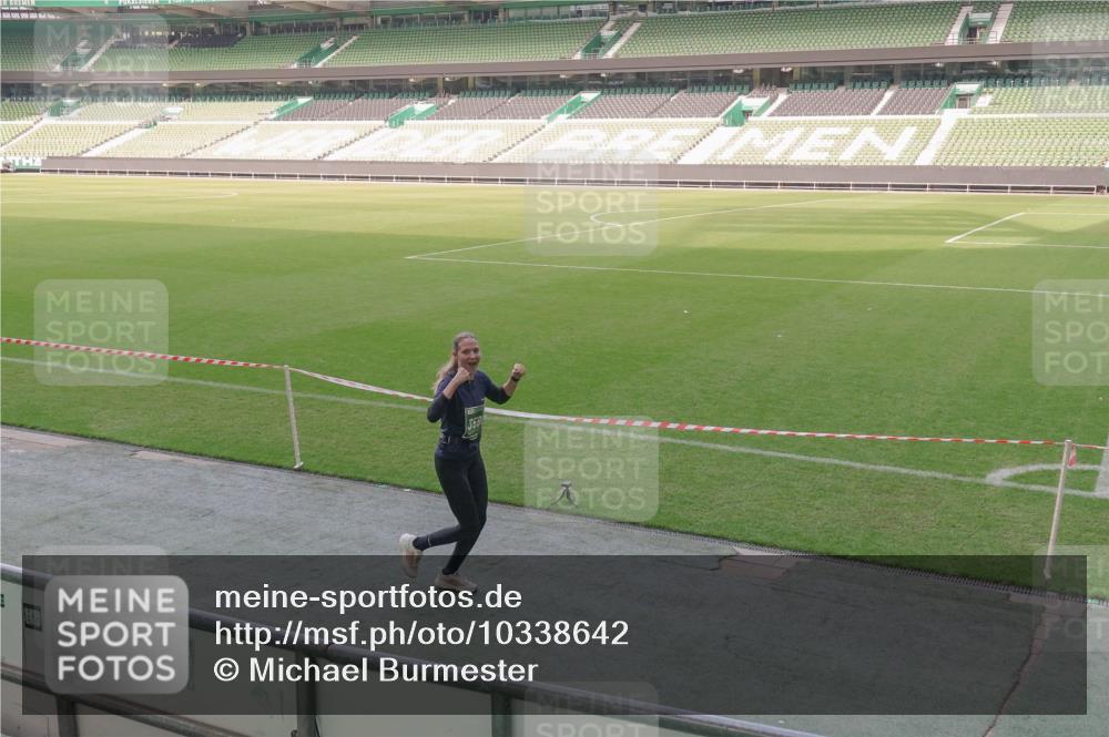 13.09.2026 - 21. swb-Marathon Bremen Michael Burmester http://msf.ph/oto/10338642 13.09.2026 13:16:47 Laufen im Stadion 134, 143, 153, 231, 263, 267, 271, 449, 588, 598, 612, 653, 990, 1057, 1185, 1312, 1424, 1425, 1465, 1539, 1790, 1813, 1825, 1874, 1987, 2013, 2067, 2096, 2218, 2259, 2351, 2363, 2381, 2385, 2386, 2389, 2419, 2468, 2532, 2550, 2562, 2579, 2586, 2655, 2664, 2667, 2678, 2698, 2778, 2783, 2797, 2799, 2821, 2846, 2859, 2874, 2974, 2984, 2996, 3001, 3075, 3104, 3133, 3157, 3165, 3185, 3195, 3213, 3237, 3265, 3314, 3331, 3366, 3382, 3387, 3431, 3479, 3486, 3501, 3506, 3512 meine-sportfotos.de