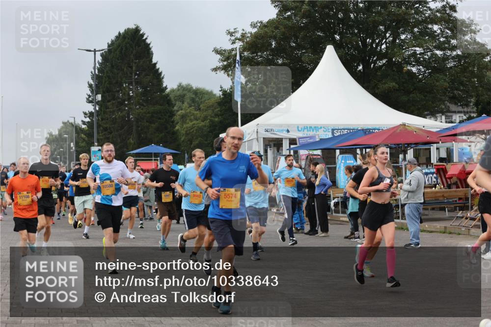 13.09.2026 - Kiel Lauf Andreas Tolksdorf http://msf.ph/oto/10338643 13.09.2026 09:55:13 Kiellinie 11108, 6763, 10580, 5947, 9983, 39, 5574 meine-sportfotos.de