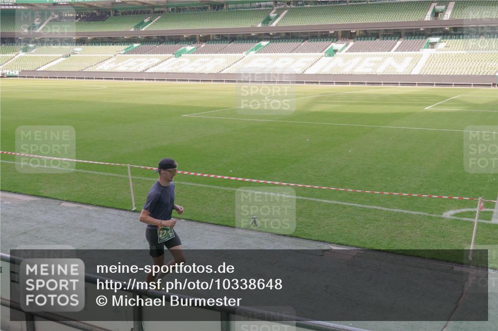 13.09.2026 - 21. swb-Marathon Bremen Michael Burmester http://msf.ph/oto/10338648 13.09.2026 13:16:49 Laufen im Stadion 134, 143, 153, 231, 267, 271, 449, 588, 598, 612, 653, 990, 1057, 1185, 1312, 1424, 1425, 1465, 1539, 1790, 1813, 1825, 1874, 1987, 2013, 2067, 2096, 2218, 2259, 2351, 2363, 2381, 2385, 2386, 2389, 2419, 2468, 2532, 2550, 2562, 2579, 2586, 2655, 2664, 2667, 2678, 2698, 2778, 2783, 2797, 2799, 2821, 2846, 2874, 2974, 2984, 2996, 3001, 3075, 3104, 3133, 3157, 3165, 3180, 3185, 3195, 3213, 3237, 3265, 3314, 3331, 3366, 3382, 3387, 3431, 3479, 3486, 3501, 3506, 3512 meine-sportfotos.de