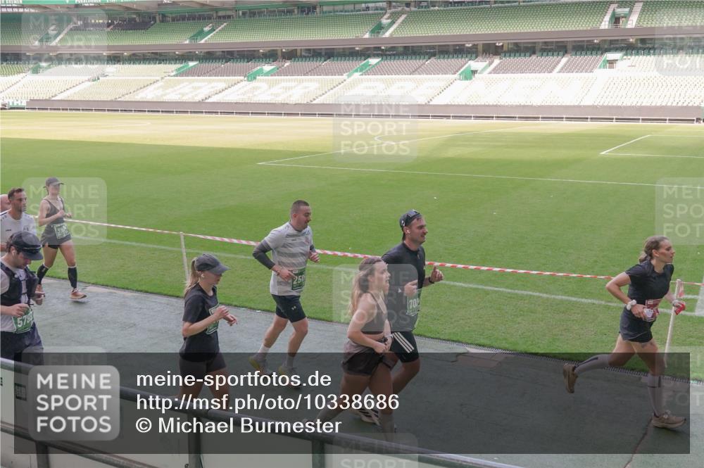13.09.2026 - 21. swb-Marathon Bremen Michael Burmester http://msf.ph/oto/10338686 13.09.2026 13:16:54 Laufen im Stadion 134, 143, 153, 231, 267, 271, 449, 588, 598, 612, 653, 990, 1057, 1185, 1312, 1424, 1425, 1465, 1539, 1790, 1813, 1825, 1874, 1987, 2013, 2067, 2096, 2218, 2259, 2351, 2363, 2381, 2386, 2389, 2419, 2468, 2532, 2550, 2562, 2579, 2586, 2601, 2655, 2664, 2678, 2698, 2778, 2797, 2799, 2821, 2846, 2874, 2974, 2984, 2996, 3001, 3075, 3104, 3133, 3165, 3180, 3195, 3213, 3237, 3265, 3314, 3331, 3337, 3366, 3382, 3387, 3421, 3431, 3479, 3486, 3501, 3506, 3512 meine-sportfotos.de