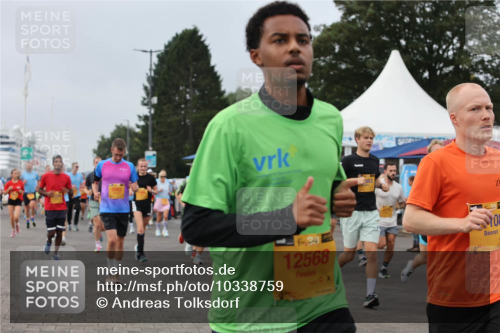13.09.2026 - Kiel Lauf Andreas Tolksdorf http://msf.ph/oto/10338759 13.09.2026 09:55:17 Kiellinie 5, 28, 12568, 883 meine-sportfotos.de