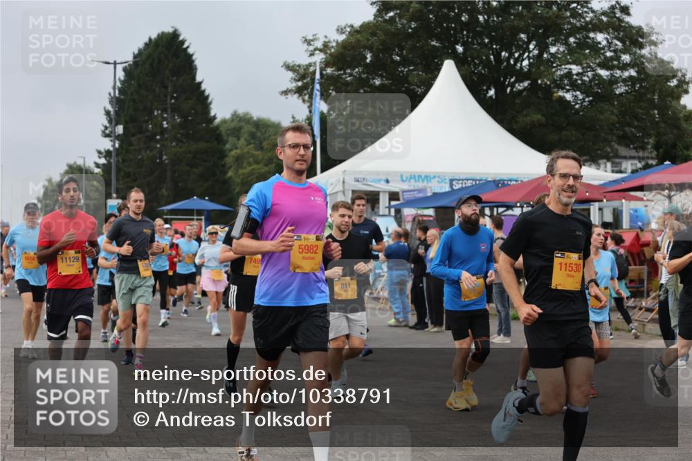 13.09.2026 - Kiel Lauf Andreas Tolksdorf http://msf.ph/oto/10338791 13.09.2026 09:55:19 Kiellinie 6656, 11129, 7499, 39, 5982, 811, 38, 11530 meine-sportfotos.de