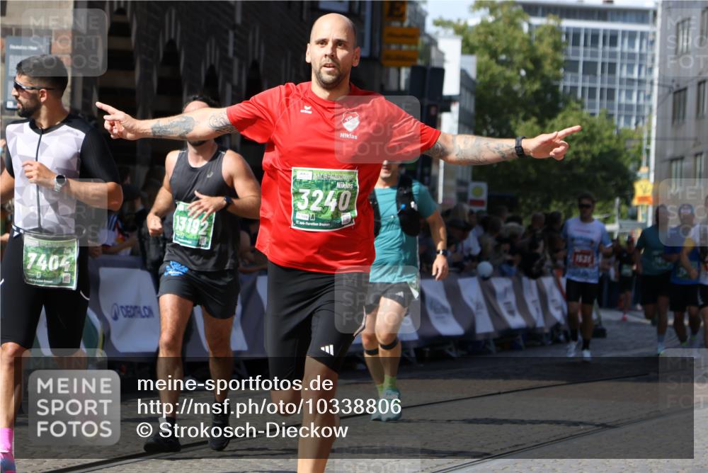 13.09.2026 - 21. swb-Marathon Bremen Strokosch-Dieckow http://msf.ph/oto/10338806 13.09.2026 13:19:54 Ziel 161, 461, 926, 1010, 1232, 1281, 1468, 1535, 1642, 2906, 4319, 4455, 4977, 4978, 7037, 7140, 7268, 7945, 8153, 8185, 9984, 13163, 205, 431, 495, 511, 655, 1058, 1252, 1390, 1537, 1931, 1972, 2343, 2807, 2903, 3690, 4287, 5340, 5389, 5813, 5837, 6663, 7341, 7404, 7531, 9756, 13192 meine-sportfotos.de