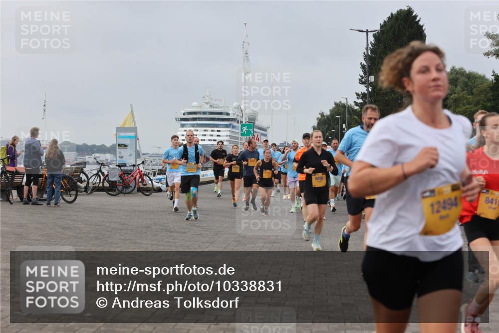 13.09.2026 - Kiel Lauf Andreas Tolksdorf http://msf.ph/oto/10338831 13.09.2026 09:55:22 Kiellinie 8896, 12494, 841 meine-sportfotos.de