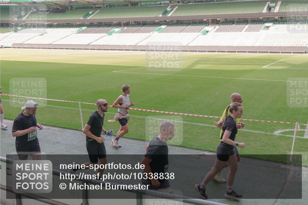 13.09.2026 - 21. swb-Marathon Bremen Michael Burmester http://msf.ph/oto/10338838 13.09.2026 13:17:16 Laufen im Stadion 134, 153, 231, 267, 271, 311, 404, 449, 588, 598, 612, 653, 837, 990, 1057, 1185, 1312, 1424, 1425, 1465, 1539, 1790, 1813, 1825, 1844, 1987, 2013, 2056, 2067, 2096, 2218, 2259, 2351, 2363, 2381, 2389, 2419, 2468, 2532, 2550, 2562, 2579, 2586, 2601, 2647, 2655, 2664, 2678, 2698, 2778, 2797, 2799, 2821, 2846, 2893, 2974, 2984, 2996, 3001, 3104, 3133, 3146, 3180, 3195, 3210, 3213, 3237, 3314, 3331, 3337, 3366, 3387, 3421, 3431, 3479, 3501, 3506, 3512, 3548, 3633, 3654 meine-sportfotos.de