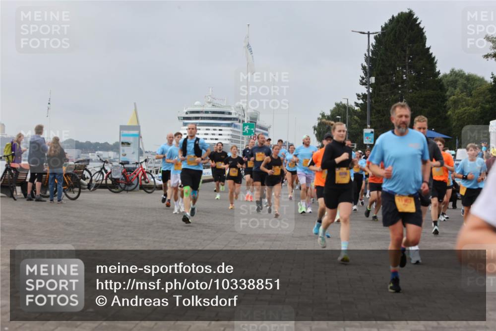 13.09.2026 - Kiel Lauf Andreas Tolksdorf http://msf.ph/oto/10338851 13.09.2026 09:55:23 Kiellinie 11967 meine-sportfotos.de