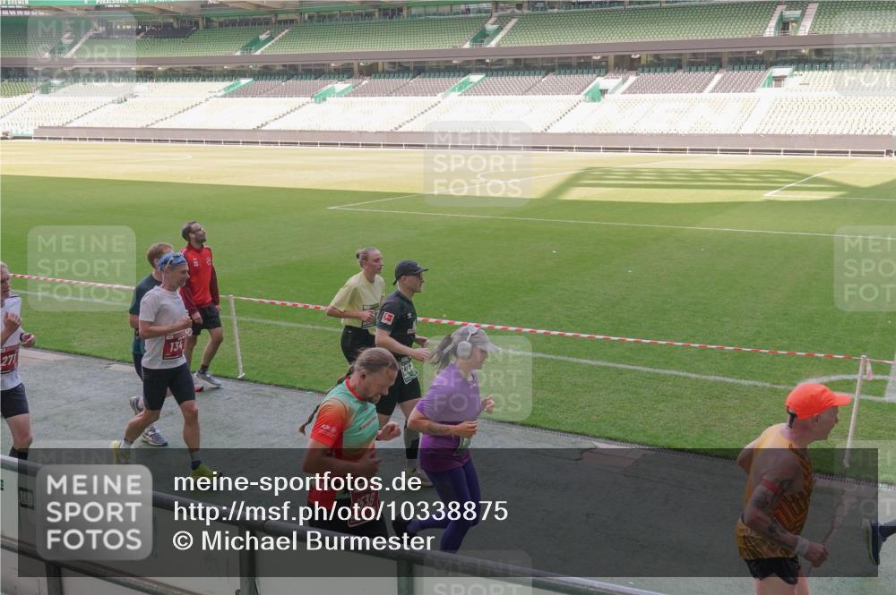 13.09.2026 - 21. swb-Marathon Bremen Michael Burmester http://msf.ph/oto/10338875 13.09.2026 13:17:20 Laufen im Stadion 134, 153, 231, 267, 271, 311, 404, 449, 588, 612, 653, 732, 753, 837, 990, 1057, 1185, 1312, 1424, 1425, 1465, 1539, 1790, 1813, 1825, 1844, 1868, 1987, 2056, 2067, 2096, 2259, 2351, 2357, 2358, 2363, 2381, 2389, 2419, 2532, 2550, 2562, 2579, 2586, 2601, 2647, 2655, 2664, 2678, 2698, 2778, 2797, 2799, 2821, 2846, 2880, 2893, 2974, 2984, 2996, 3104, 3133, 3146, 3180, 3195, 3210, 3213, 3314, 3331, 3337, 3366, 3387, 3421, 3431, 3479, 3501, 3506, 3512, 3537, 3548, 3633, 3654 meine-sportfotos.de