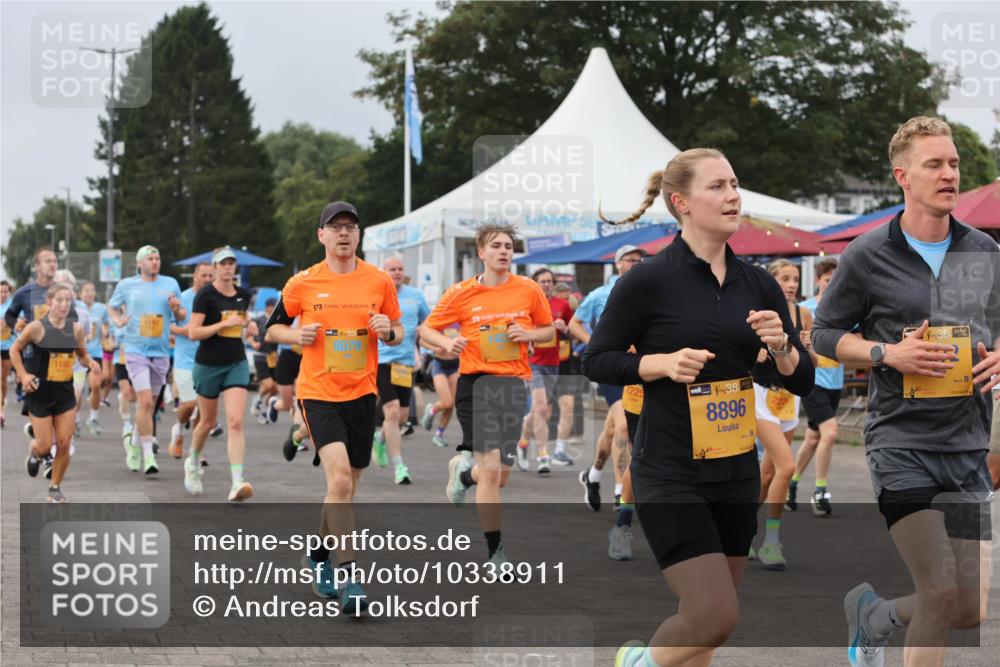 13.09.2026 - Kiel Lauf Andreas Tolksdorf http://msf.ph/oto/10338911 13.09.2026 09:55:25 Kiellinie 1192, 392, 8079, 38, 8896 meine-sportfotos.de
