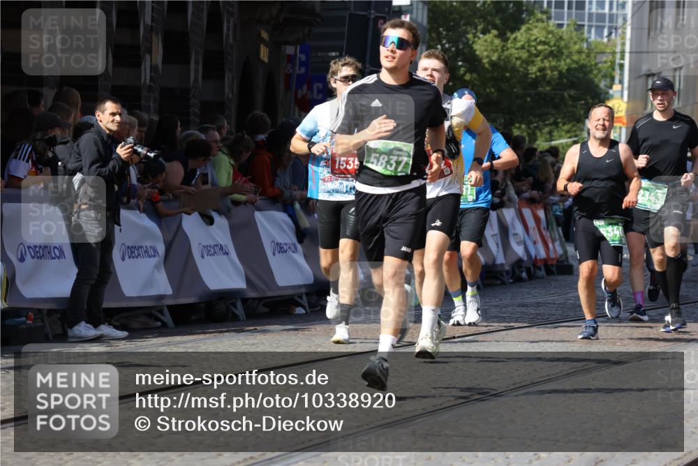 13.09.2026 - 21. swb-Marathon Bremen Strokosch-Dieckow http://msf.ph/oto/10338920 13.09.2026 13:19:58 Ziel 161, 461, 926, 1010, 1232, 1281, 1468, 1535, 1642, 2870, 2906, 3966, 4455, 4479, 4480, 4977, 4978, 7037, 7140, 7268, 7655, 7945, 8153, 8185, 9359, 9984, 13163, 205, 431, 655, 1058, 1252, 1390, 1537, 1931, 2122, 2343, 2807, 2885, 2903, 3685, 3690, 4287, 5340, 5389, 5837, 6663, 7341, 7531, 9518, 9756 meine-sportfotos.de