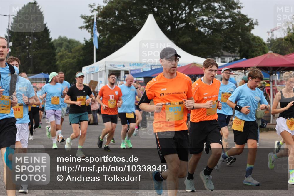 13.09.2026 - Kiel Lauf Andreas Tolksdorf http://msf.ph/oto/10338943 13.09.2026 09:55:26 Kiellinie 38, 5603, 816, 1147, 6504, 9420, 236, 8079, 2225, 222 meine-sportfotos.de
