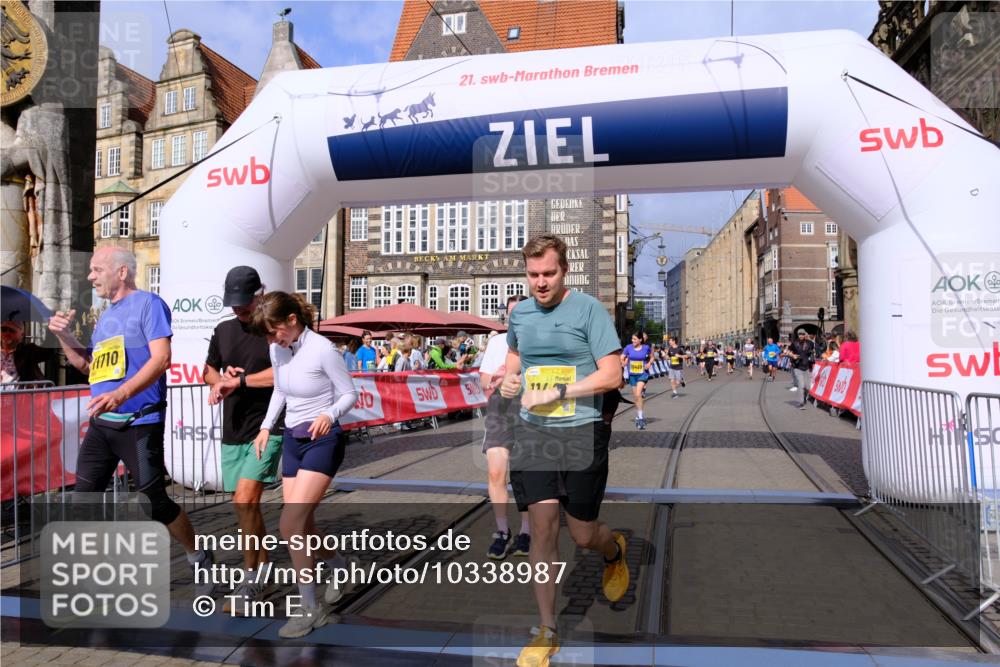 13.09.2026 - 21. swb-Marathon Bremen Tim E. http://msf.ph/oto/10338987 13.09.2026 11:09:03 Ziel 10399, 10469, 10599, 10609, 11053, 11074, 11358, 11421, 11434, 11710, 11718, 11834, 12162, 12256, 12353, 12438, 12517 meine-sportfotos.de